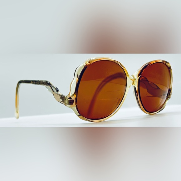 Vintage Rita Brown Translucent Oval Sunglasses Frames Only - Picture 1 of 8